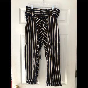 Figue Portia Cropped pants with belt size medium